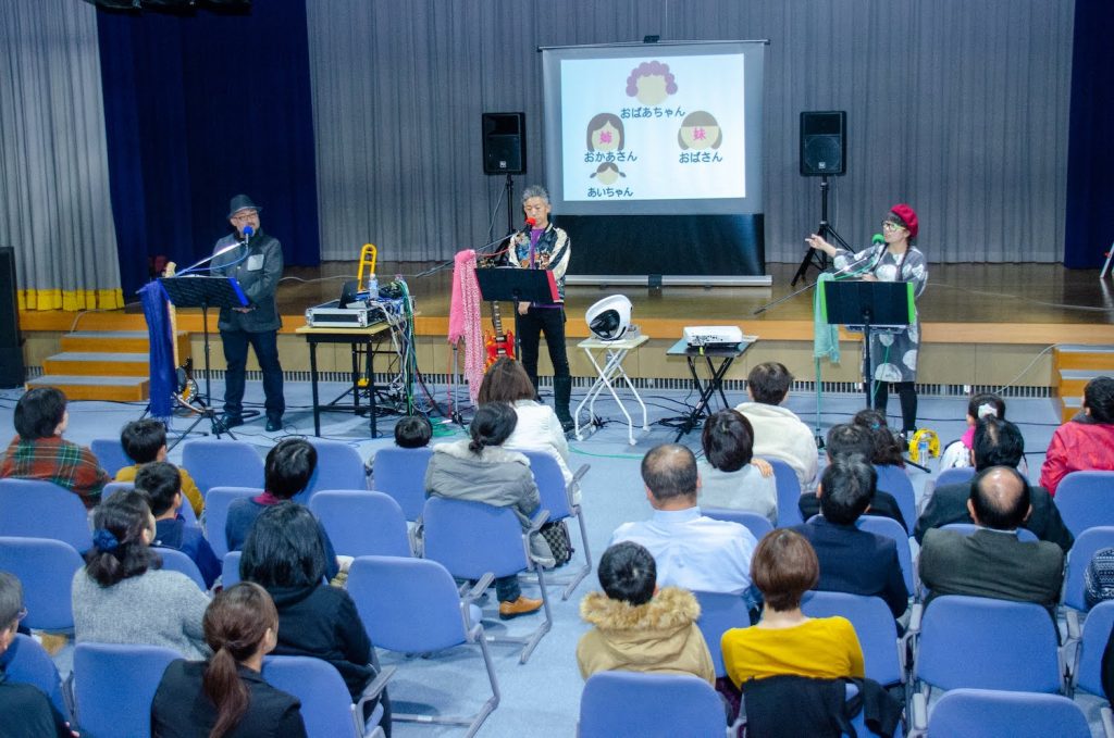 徳島県板野郡5市町村のPTAさん向けにトーク＆ライブをさせていただきました